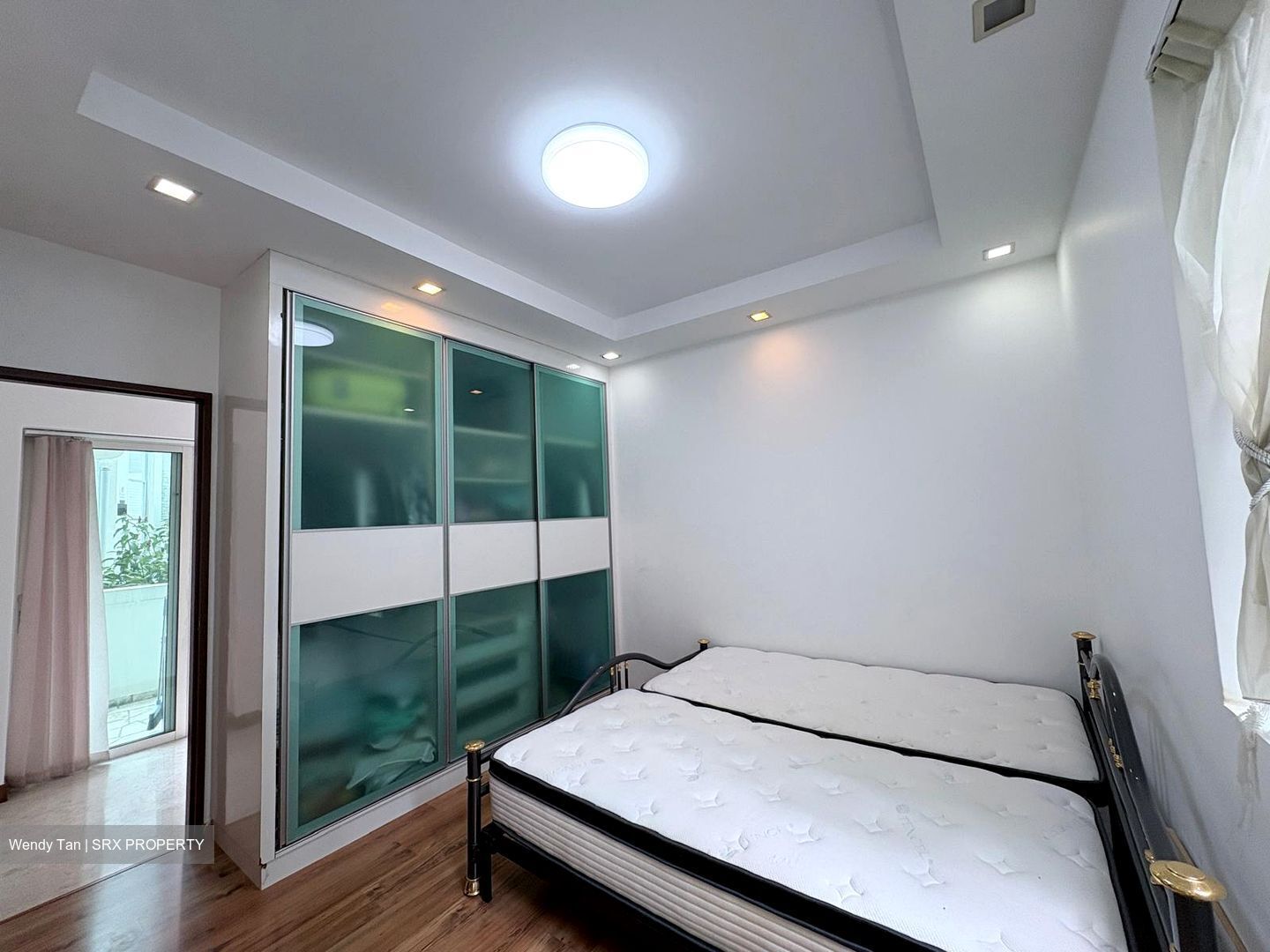 Cote D'Azur (D15), Condominium #589282041